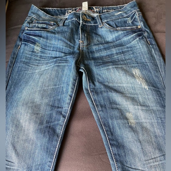 Refuge Flirty Everyday Skinny Jeans - Picture 2 of 7